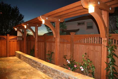 Cool Privacy Fence Wooden Design For Backyard 7