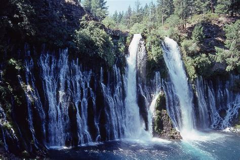 Hd Wallpaper United States Burney Falls Mcarthur Waterfall