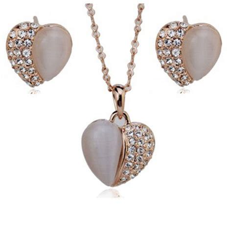 18k Rose Gold Plated Austrian Crystal And Cream Cat Eye Heart Jewellery