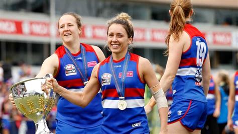 Historic Cba For Aflw Afl The Womens Game Australias Home Of Womens Sport News