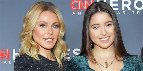 Kelly Ripa Says Shes Wearing 18 Year Old Daughter Lolas Clothes In