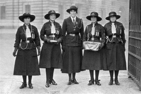 The Stylish History Of Girl Scouts Uniforms Girl Scout Uniform Scout