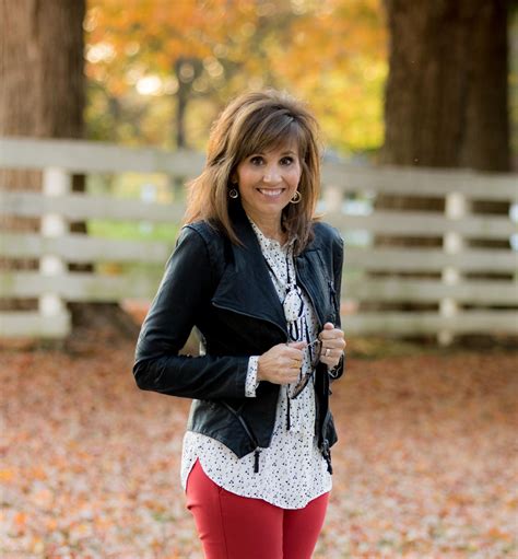 How to Mix Feminine and Edgy Pieces - Cyndi Spivey | Cyndi spivey, Edgy pieces, Fashion