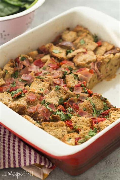 Cooked turkey sausage 6 slices french bread, in 1/2 cubes. This Spinach and Ham Breakfast Casserole is a healthy, hearty breakfast, lunch or dinner packed ...