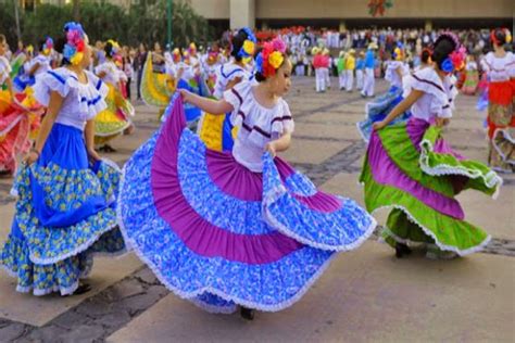 Sinaloa Trajes Tipicos De Sinaloa