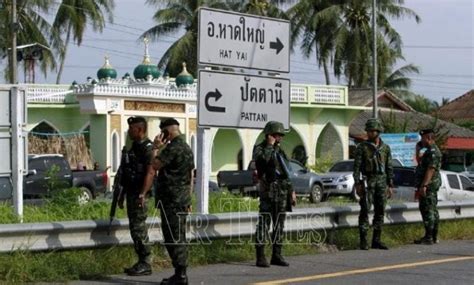 Tender perkhidmatan mencuci dan membersih ruang pejabat serta kawalan serangga perosak di bangunan wisma perkeso kuala lumpur. Serangan bersenjata di selatan Thailand: 15 sukarelawan ...