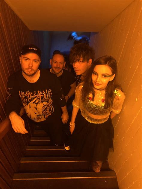 Imagine Seeing Them Come Up Your Basement Late At Night 😱 Rchvrches