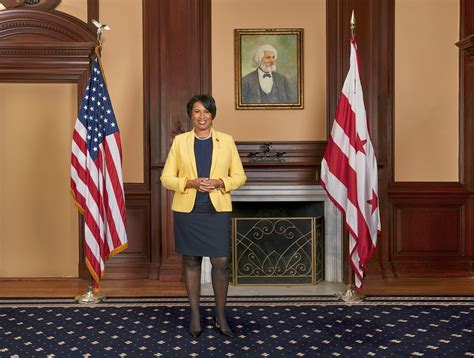 Check Out DC Mayor Muriel Bowsers First TikTok Washingtonian