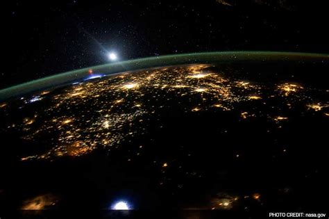 See planet earth from the perspective of nasa's international space station with this live webcam! NASA Shares Stunning Images Of Earth From Space Station ...