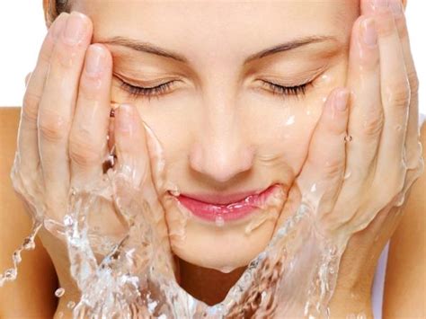 The Secrets To Have An Acne Free Face Freekaamaal Blog
