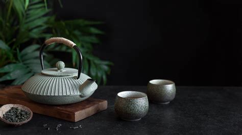 8 Traditional Japanese Crafts That Make Perfect Ts