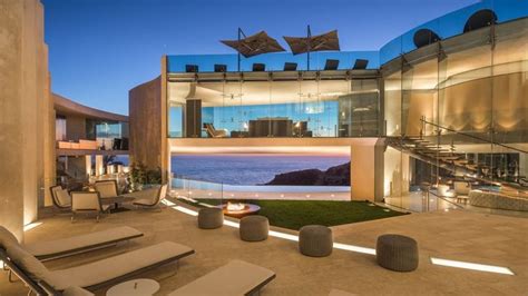For 30 Million The Razor House Might Be A Dream Come True Mansions
