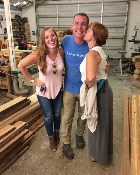 Two Chicks And A Hammer On Instagram “tune In To Diy Network Tonight
