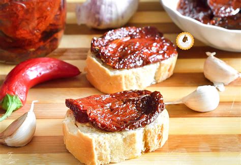 Come conservare i pomodori secchi sott'olio. Come preparare i pomodori secchi sott'olio | Ricetta ed ...