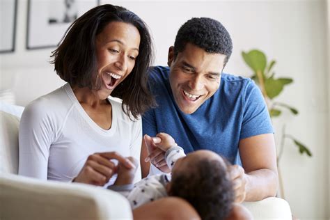 8 trucs pour aider votre bébé à bien parler PARENTS fr