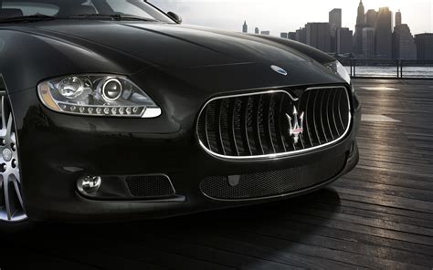 Maserati Grille Logo Wallpaper ~ Cars Wallpapers Hd