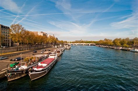 fʁɑ̃s), ngaran resmina républik prancis (basa prancis: Tips Untuk Berlibur Paris Di Prancis | Al-Hidayah Tour