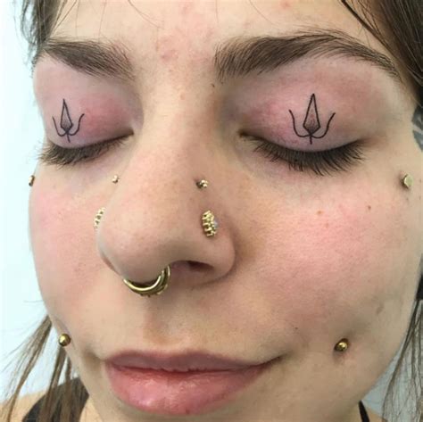 Eyelid Tattoos Done By Indyvoet Nose Jewelry Body