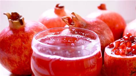How To Make Pomegranate Juice By Hand Happy Conscious Living Youtube