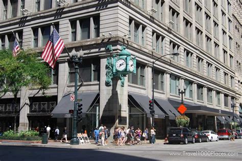 Marshall Fields Building Macys On State Street Travel1000places