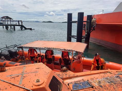 Korban Kapal Kayu Tenggelam Di Perairan Batam Jadi 8 Orang Satu