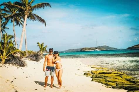 Now, it's time to get to know her boyfriend, french world cup skier mathieu faivre! Mikaela Shiffrin on beach with boyfriend.