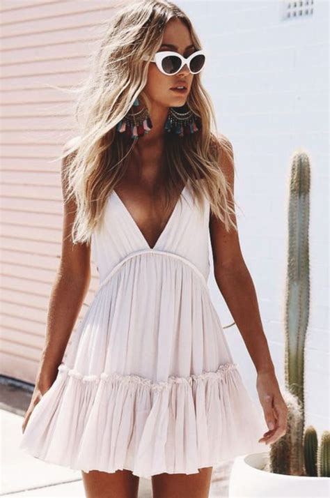 White Sundress Outfit Ideas Summer Dress Outfits Summer Dresses Stylish Outfits
