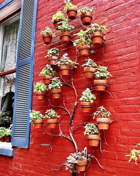 6 Verdant And Wonderful Ideas For Vertical Gardens Organic Authority