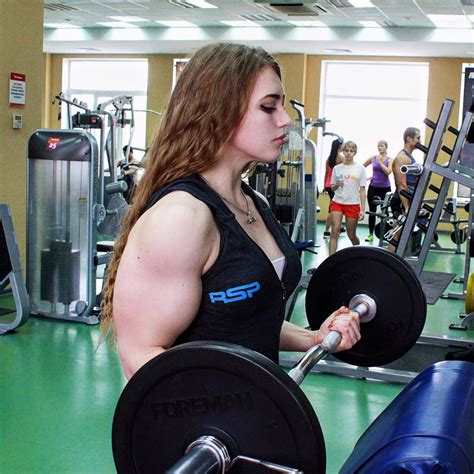 Julia Vins Extreme Physique And Beauty Following Her Dream Femalemuscle Com
