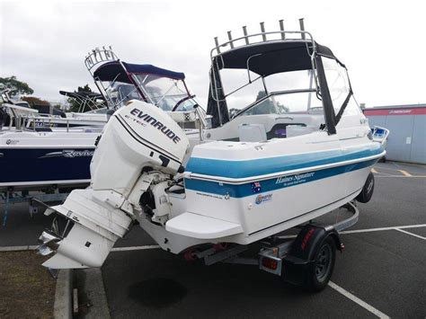 Boat Haines Signature 540F Used For Sale