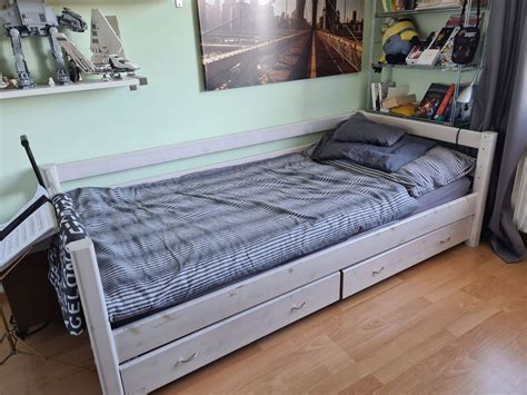 Das flexa classic bett weiss ist der klassiker der marke flexa und ist das grundgestell für alle classic bett 90x200 weiss lasiert (transparent) mit 3/4 absturzsicherung vorne und mit hinterer. Flexa Bett weiss mit Bettschubladen kaufen auf Ricardo