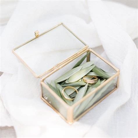 34 Cutest Wedding Ring Boxes To Get Inspired Weddingomania