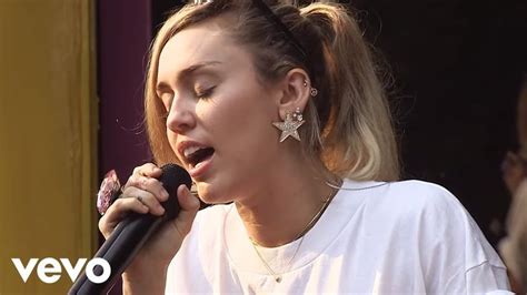 Miley Cyrus Malibu Live Youtube Malibu Miley Cyrus Miley Cyrus