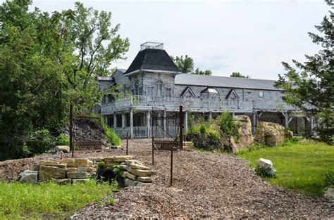 Asking your wedding planner for a list of venues to best suit your budget will help to avoid countless hours of searching on google and instagram. 9 Unique Wedding Venues for 100 Guests near Chicago ...