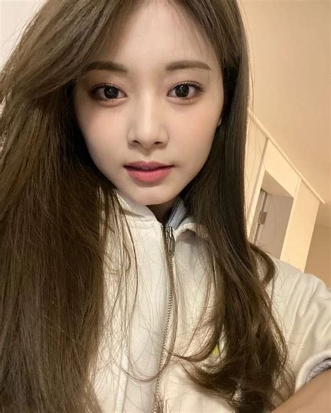 November 12 2020 Twice Instagram Update Tzuyu Kpopping