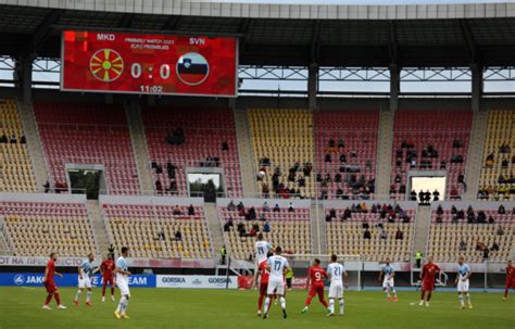 По повеќе од една година публиката се врати на фудбалските трибини Македонија одигра нерешено