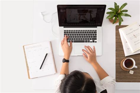 Cara membuat cv untuk organisasi mahasiswa. Contoh CV Magang Mahasiswa dan Cara Membuatnya | CakeResume