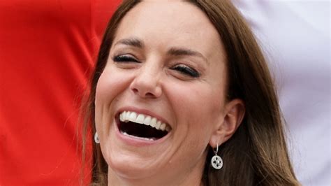 What Kate Middleton Just Did Will Have You Believing Shes Just Like One Of Us