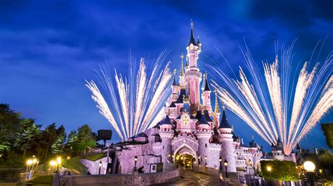 Disneyland Parijs In Parijs Bezoeken Nu Tickets Boeken Getyourguide Com