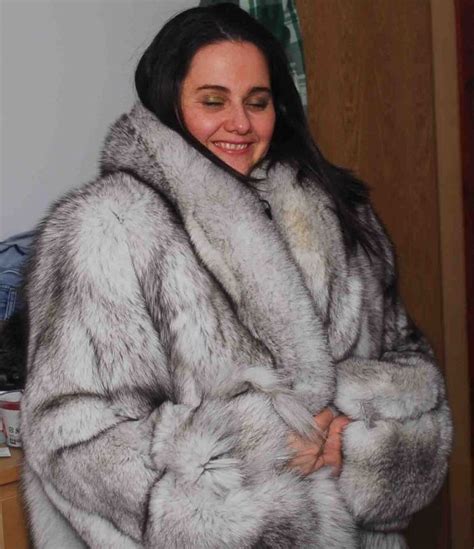 Fur Feelings White Fox Blue And White Fox Fur Coat Furs Feelings Favorite Jackets Women