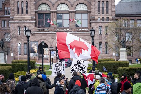 anti lockdown protest returns to queen s park in toronto and they re claiming hospitals are empty