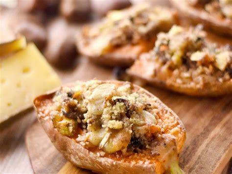 Voir plus d'idées sur le thème choux, recettes de cuisine, recette chou. Patates douces farcies végétariennes de Noël | Recette ...