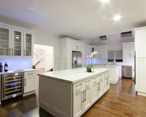 They also offer high quality hardware, paints, and finishes for each product they sell. Forevermark Cabinets Home Design Ideas, Pictures, Remodel ...