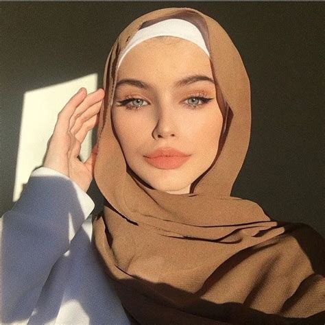 Follow Me For More Content💕🦋 Hijab Fashion Hijab Fashion Inspiration Hijab Makeup