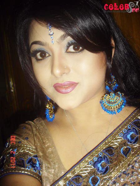 Bangladeshi Hot Flim Actress Shahnoor Celebsee