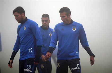 We did not find results for: Fenerbahçe'de Turgay Şeren için saygı duruşu | NTV