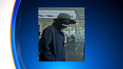 Do You Recognize This Man Fbi Releases Photos Of Hollywood Bank Robbery Suspect Miami Sports