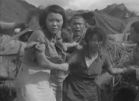 「臨月の慰安婦」撮った貴重な映像公開…連合軍に救出され「万歳」 文化 hankyoreh japan