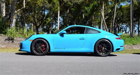 2017 Porsche 911 Miami Blue 32