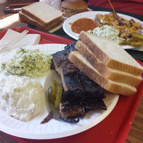 Clearview Barbecue Menu Reviews And Photos 4222 River Rd Columbus